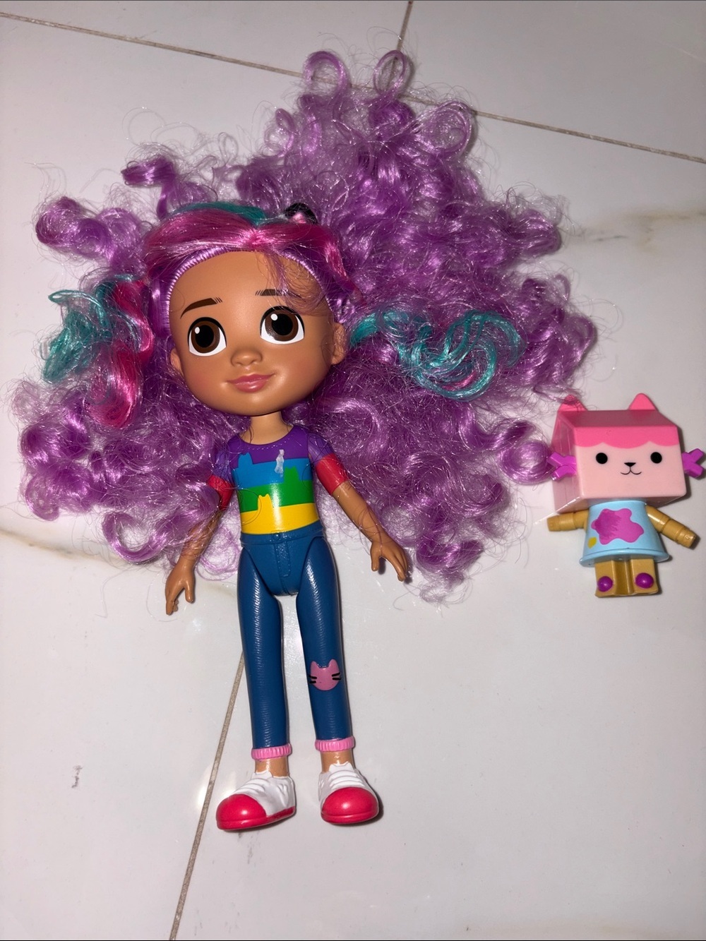 Gabby Dollhouse Rainbow Curly-Hair Fashion Doll